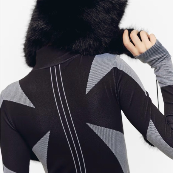 Perfect Moment for H&M bodysuit - Picture 2 of 4